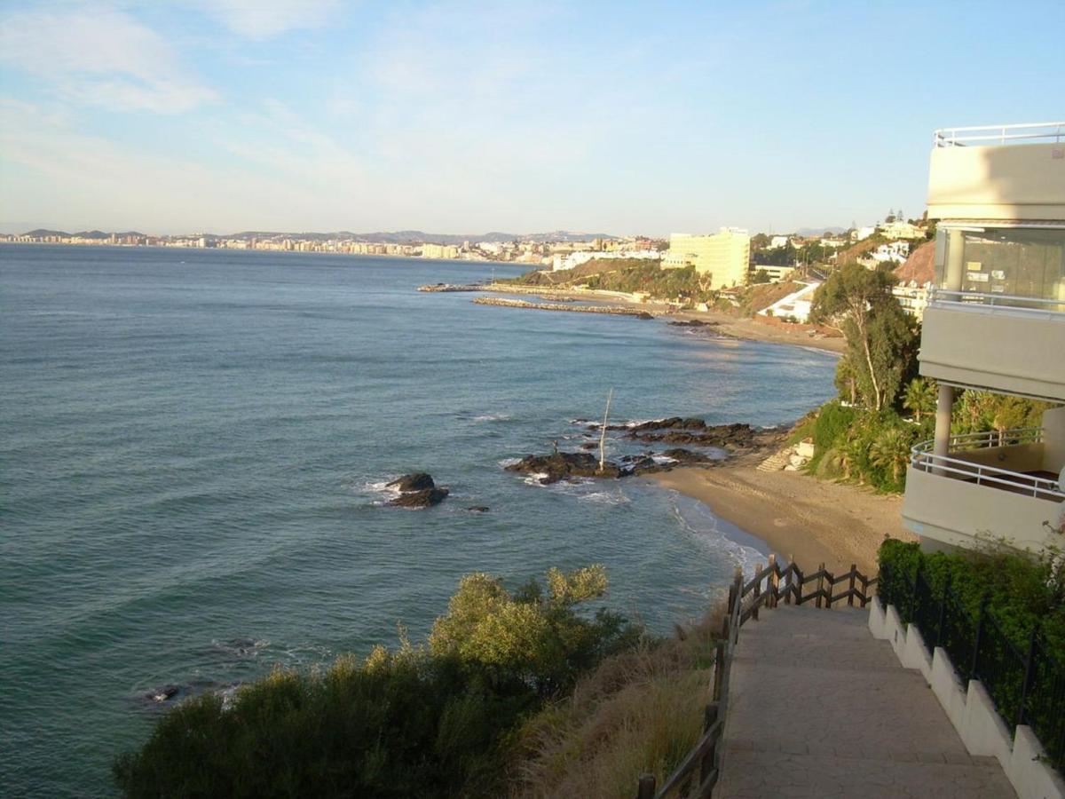Holidays2Benalmadena Torrequebrada Sea View Front Beach With Pool Parking & Terraces Exterior photo