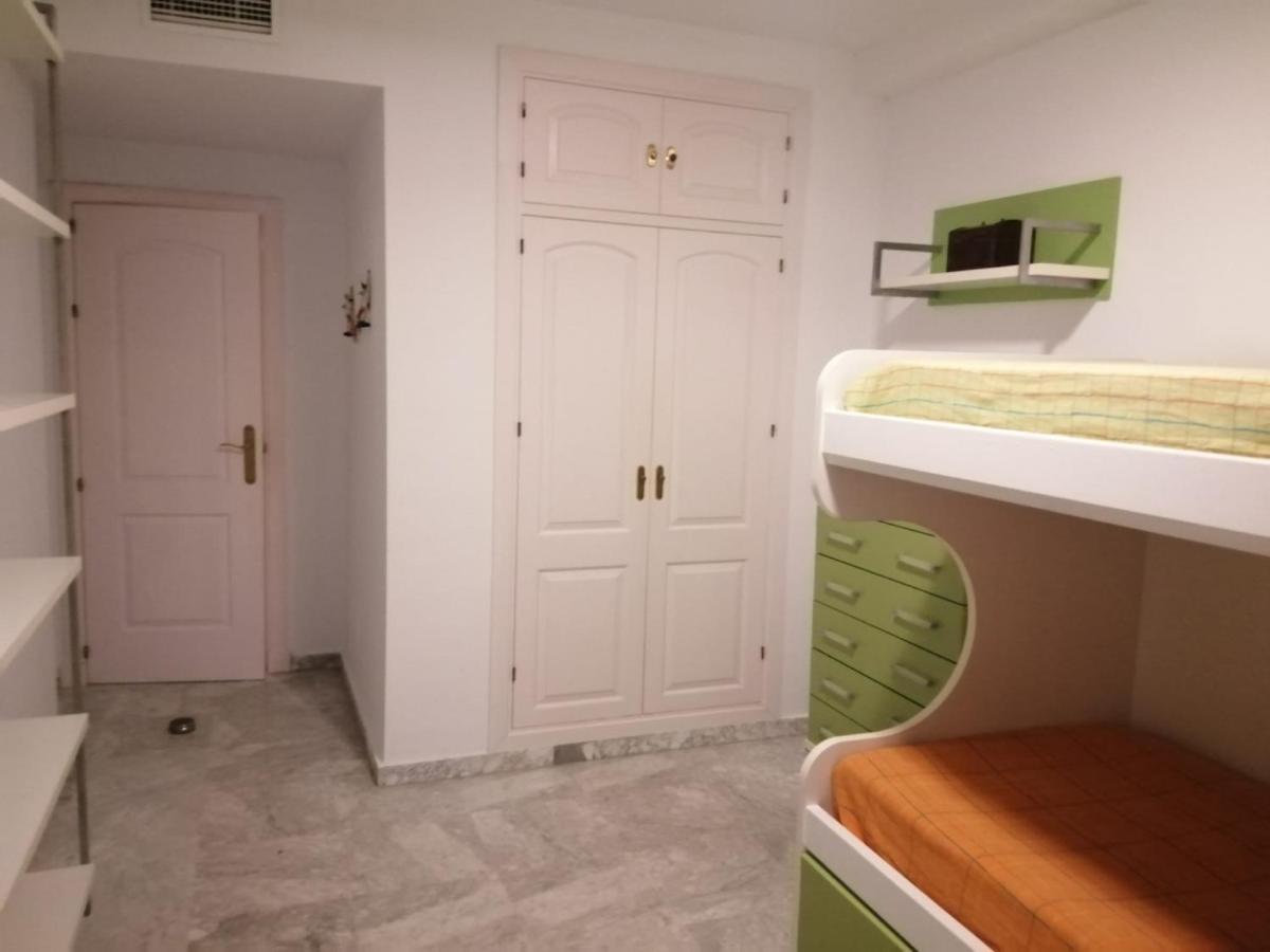 Holidays2Benalmadena Torrequebrada Sea View Front Beach With Pool Parking & Terraces Exterior photo